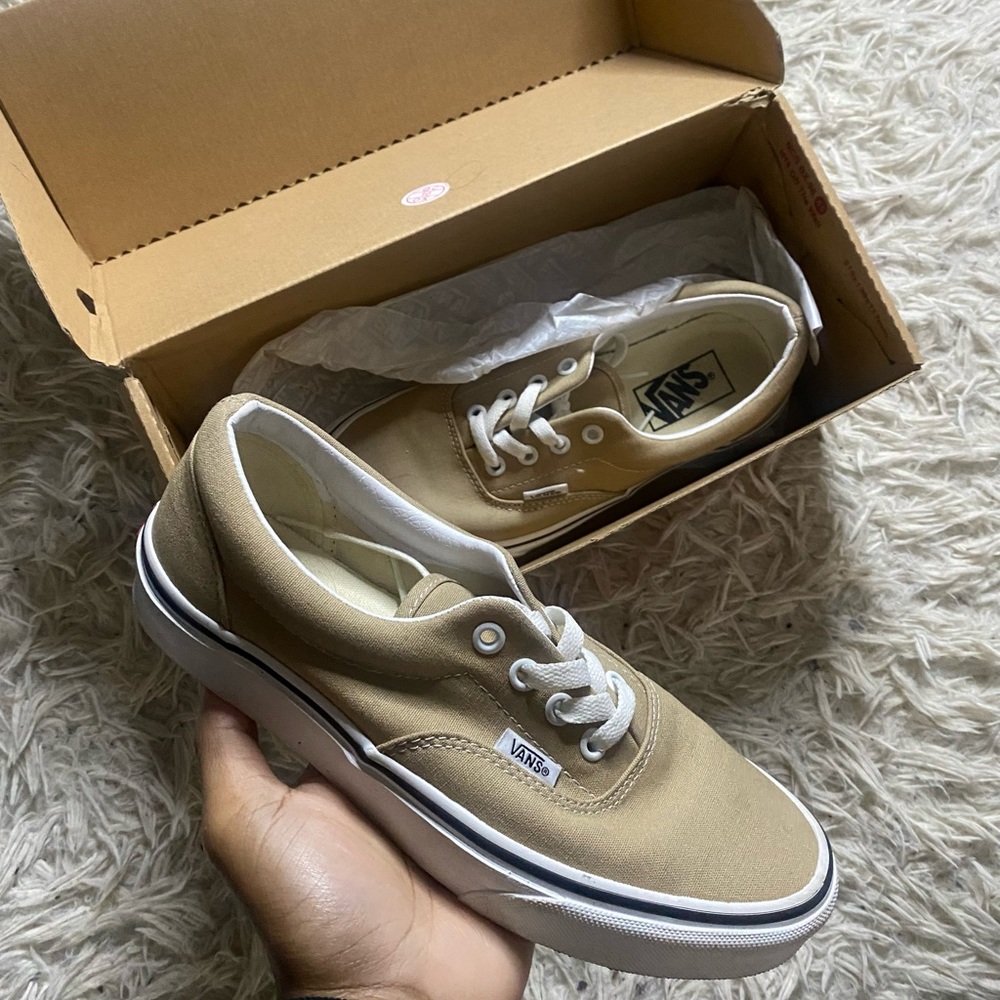 Vans insence true white Sz 6m